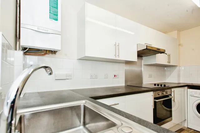Villa Place, Cambridge, CB24, photo 2
