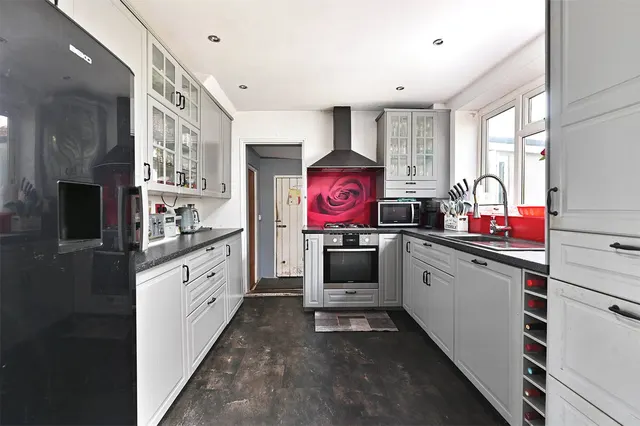 Photo 2 — Greatfield Road, Farnborough, Hampshire, GU14 8HD