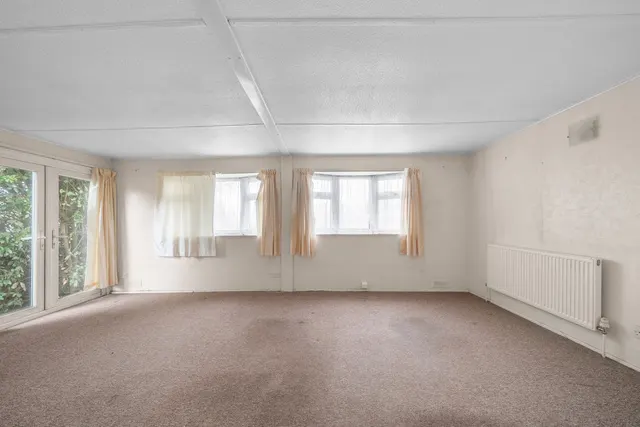 Photo 3 — Penton Park, Chertsey KT16 8QB