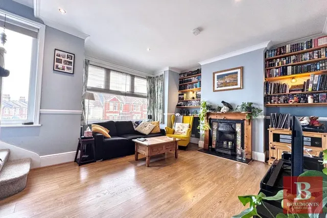 Photo 2 — 338 Ditchling Road, Brighton BN1 6JG