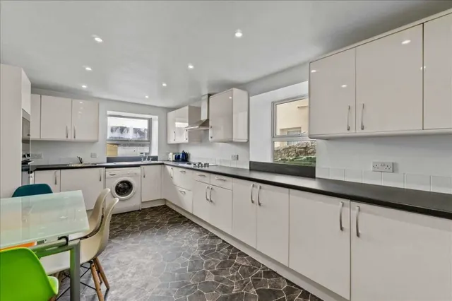 Edith Avenue, Plymouth, PL4, photo 1