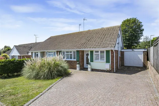 Lexden Road, Seaford, photo 1