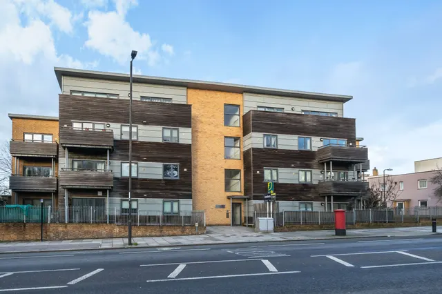10 Champion House, 209 Charlton Road, London, photo 1