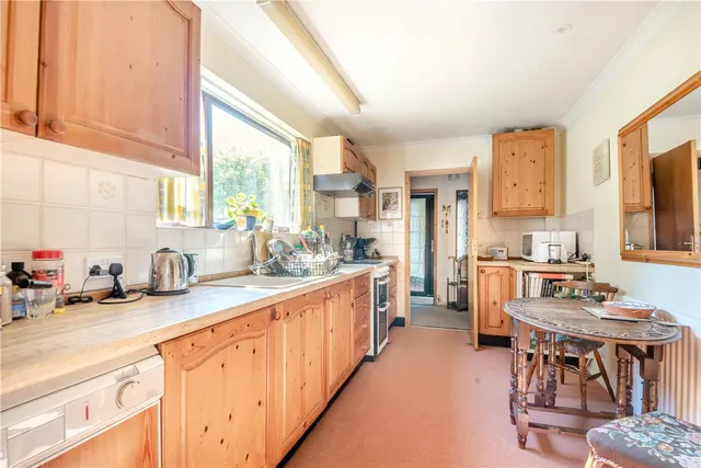 Forbes Road, Kings Worthy, SO23, photo 3