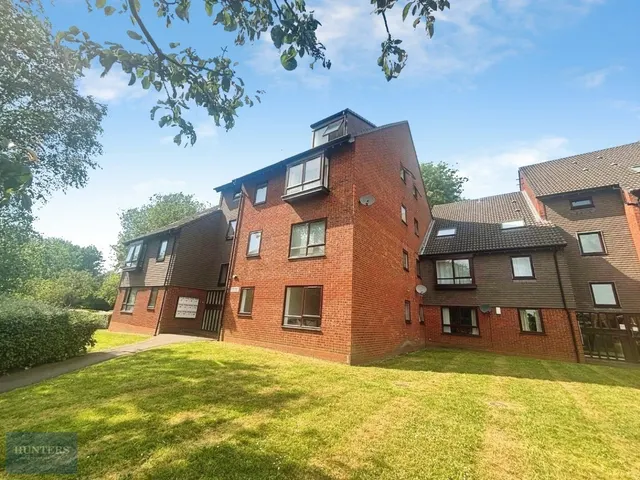 1 bedroom flat, Griffin Gardens, Harborne, B17