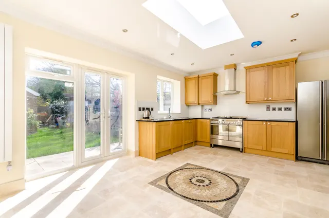 Beckenham, BR3, photo 1