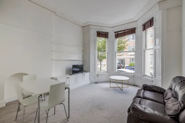 Campden Hill Gardens, Kensington, W8, photo 1