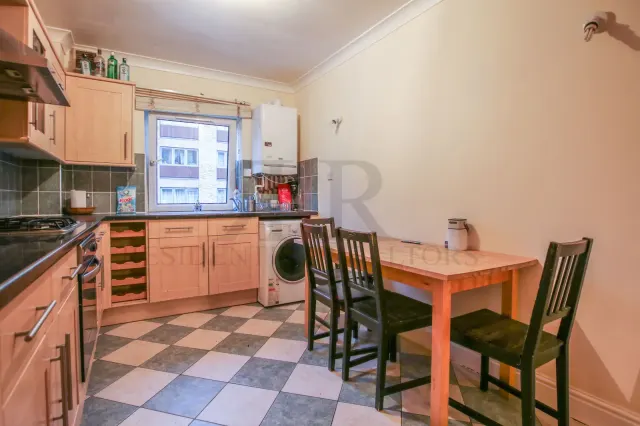Coopers Road, London, SE1, photo 1