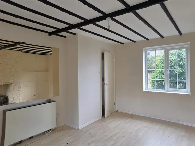 Photo 3 — Dale Close Burniston, Scarborough YO13 0ED