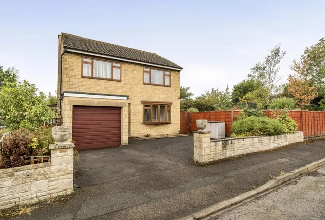 Unwin Close, Cheltenham, GL51, photo 1
