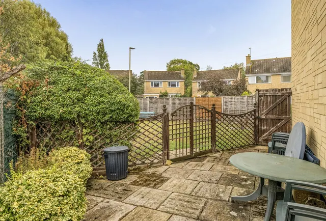Photo 3 — Unwin Close, Cheltenham, GL51 6PF