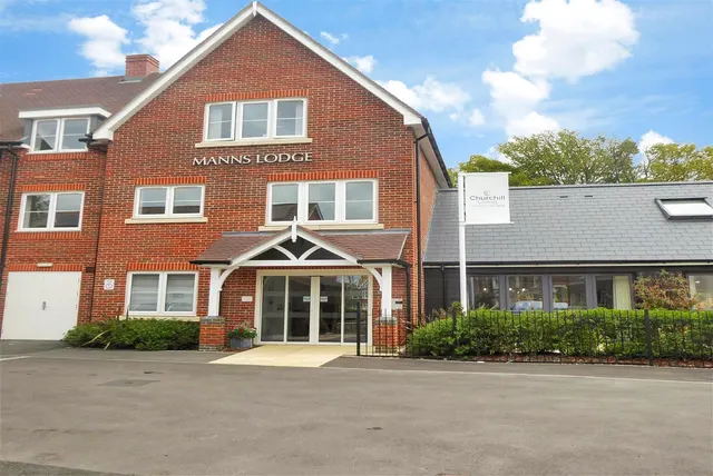 Victoria Road, Cranleigh, GU6, photo 1