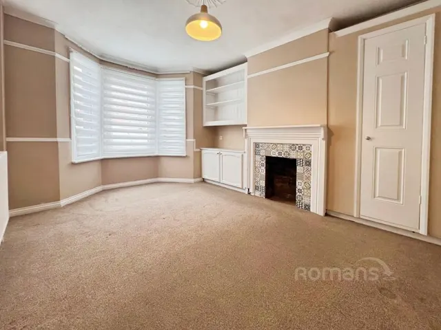 Ash Road, Aldershot, GU12, photo 3