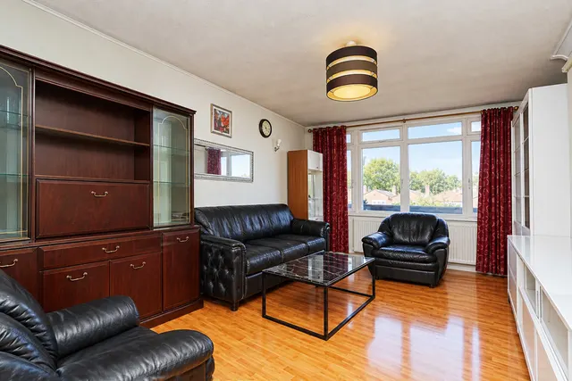 Friern Road, London, SE22, photo 1