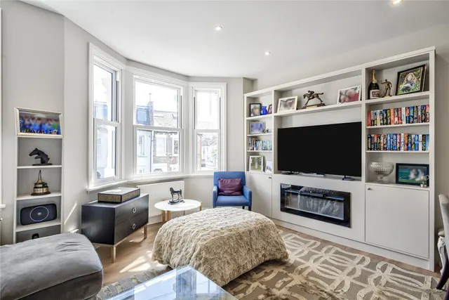 Photo 2 — Stephendale Road, London, SW6