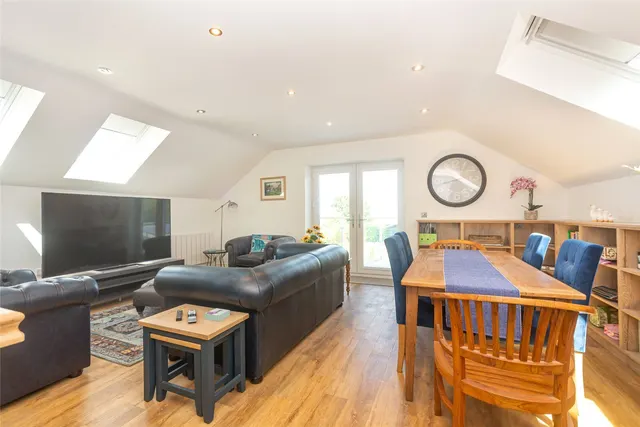 Groeslon, Caernarfon, LL54, photo 2