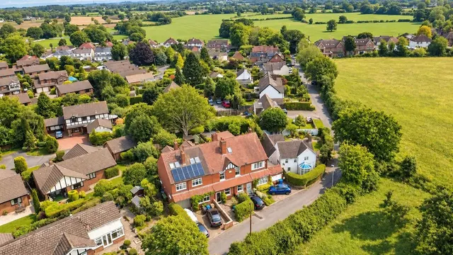 Pingle Lane, Hammerwich, WS7, photo 2