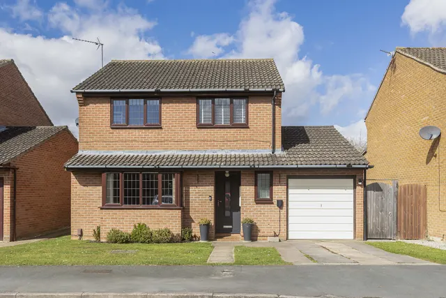 Derwent Road, Bicester, photo 1