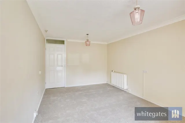 Sylvan Court, Liverpool, L25, photo 3
