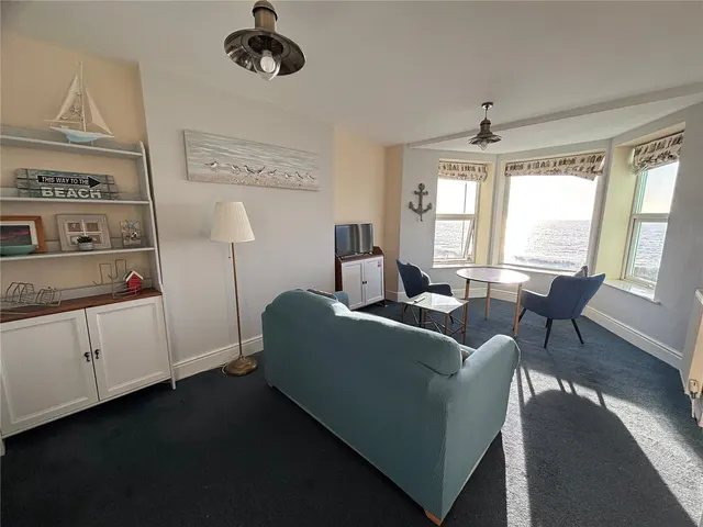 West End Parade, Pwllheli, LL53, photo 3