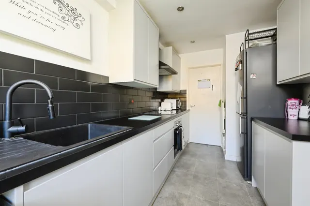 Baldwin Close, Peterborough, PE8, photo 3