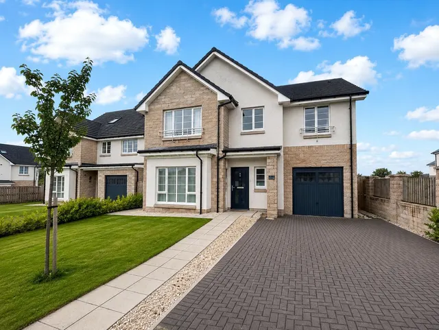Quintinshill Drive, Larbert, Stirlingshire, FK5, photo 1