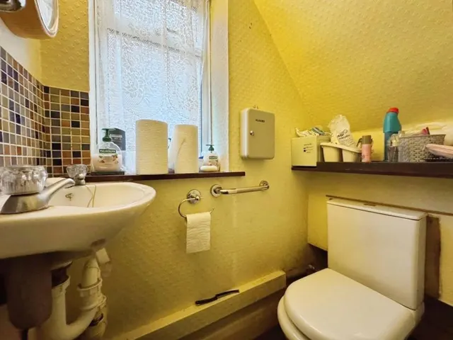 Desborough Avenue, High Wycombe, HP11, photo 3