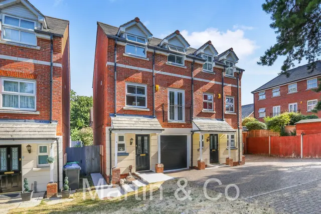 Sycamore Close, South Croydon, CR2, photo 1
