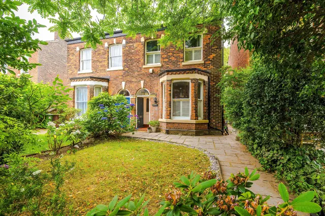 Park Road North, Newton-Le-Willows, Newton-Le-Willows, WA12 9TF, photo 1