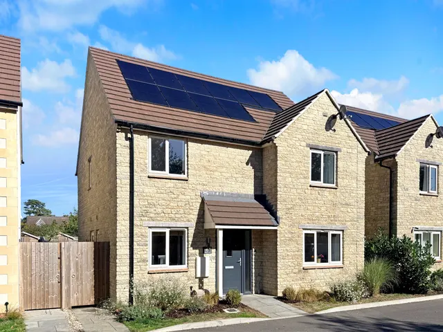 Banbury Close, Faringdon, SN7, photo 1