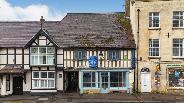 High Street, Winchcombe, photo 1