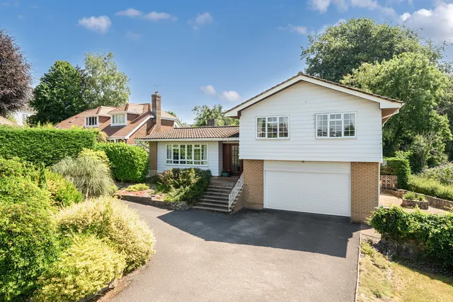 Priors Way, Winchester, SO22, photo 1