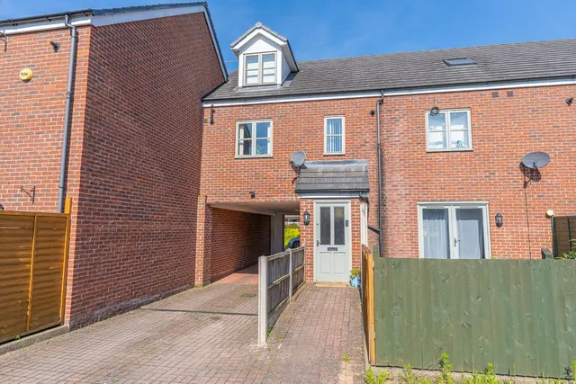 Amilia Terrace, The Lawns, Wellington TF1 3AQ, photo 1