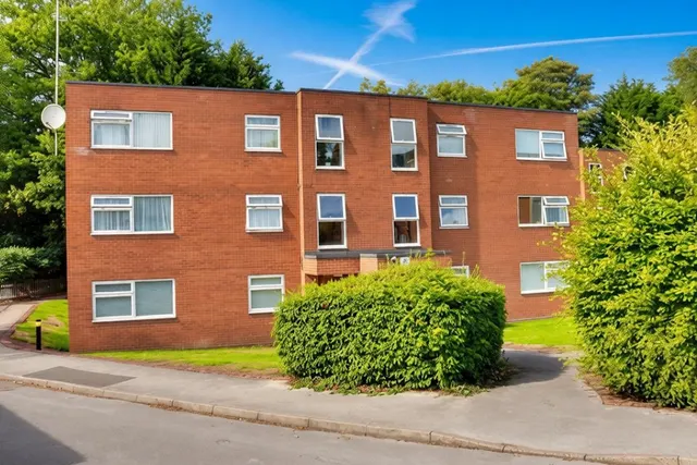 Frensham Way, B17, photo 2
