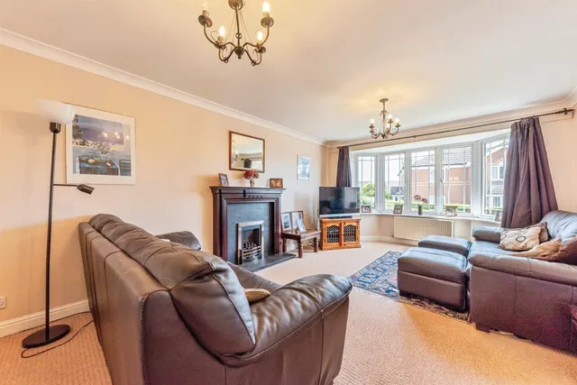 Photo 2 — Grampian Way, Gonerby Hill Foot, Grantham
