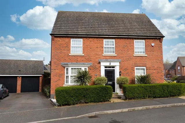 Harrison Road, Harlestone, photo 1