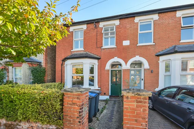 Surbiton, KT6, photo 1