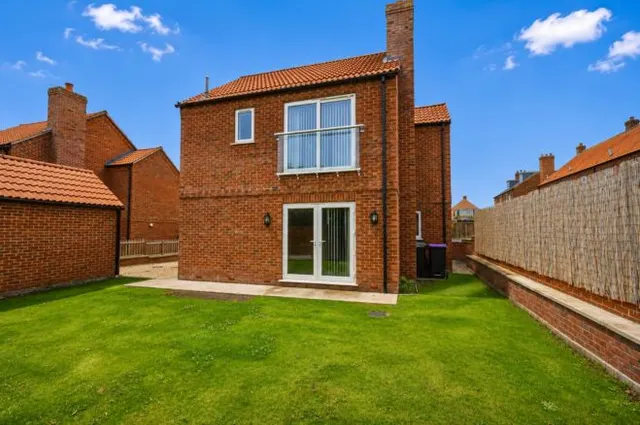 Photo 2 — Marjorie Close, Washingborough, Lincoln