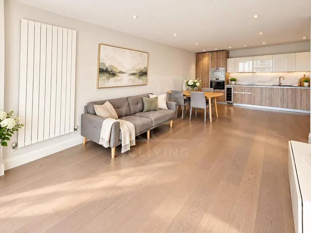 Queenshurst Square, Kingston Upon Thames, KT2, photo 2