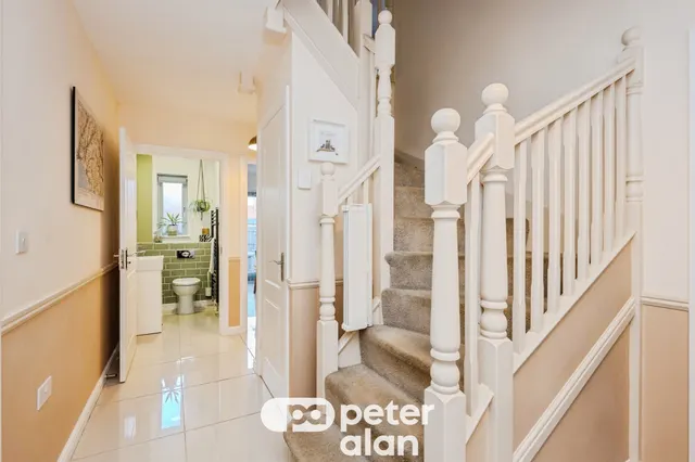 Heathland Way, Neath, SA10, photo 2