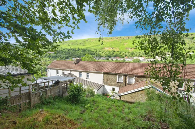 Powells Terrace, New Tredegar, NP24, photo 3