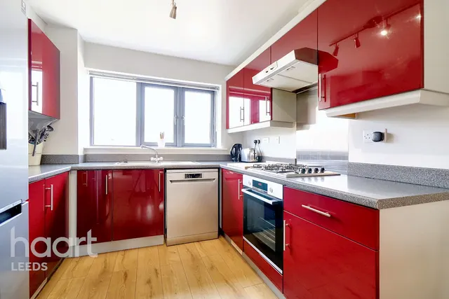 Beeston Way, Castleford, WF10, photo 3