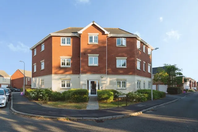 Six Mills Avenue, Gorseinon, SA4, photo 1