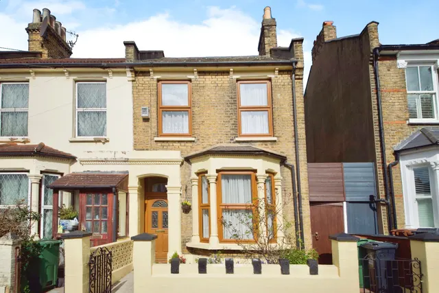 Murchison Road, London, E10, photo 1