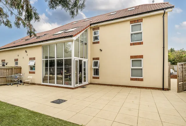 Filton Lane, Gloucestershire, Stoke Gifford, BS34 8QN, photo 1