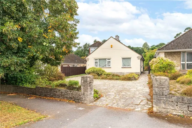 Colborne Avenue, Wimborne, BH21, photo 1