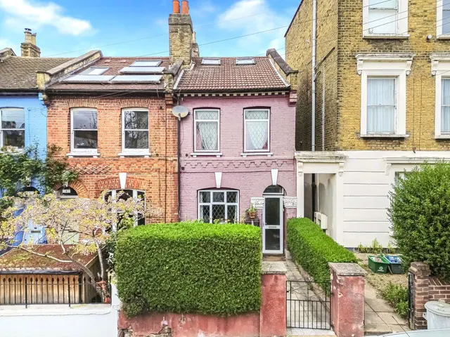 Lambton Road, London, N19, photo 1