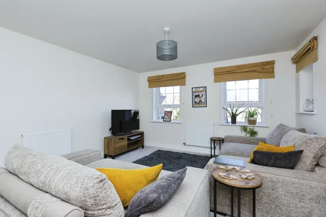 Tay Road, Leicester, LE19, photo 3