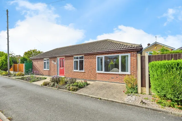 Strathaven Court, Spondon, DE21, photo 1