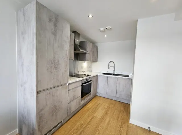 Atkinson Street, Leeds, LS10, photo 2